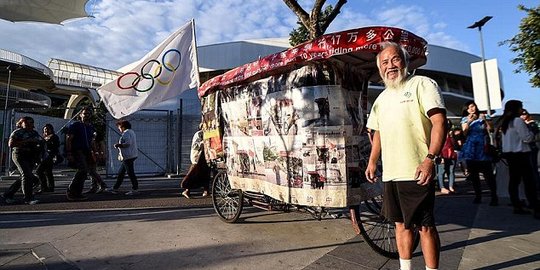 Pria ini kayuh sepeda dari China ke Brasil selama tiga tahun