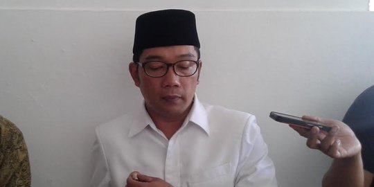 Ridwan Kamil kembali tegaskan tetap di Bandung meski unggul survei
