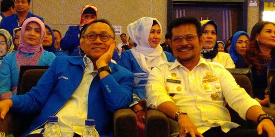 PAN harap Risma mau diusung di Pilkada DKI buat imbangi Ahok