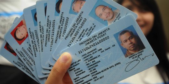 Polisi Sukabumi ringkus pemalsu KTP, KK dan ijazah