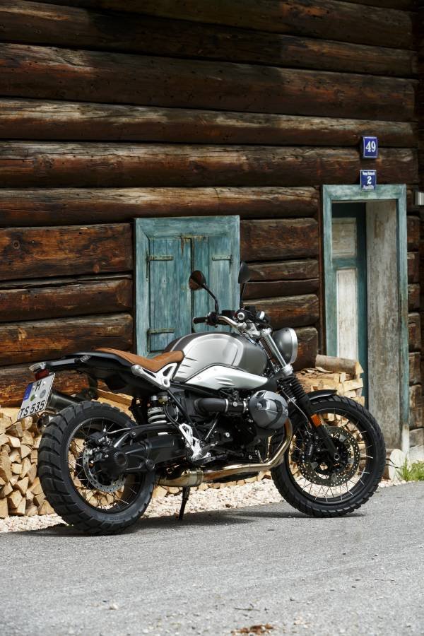 bmw r nine t scrambler