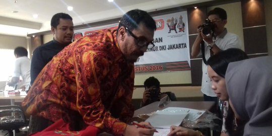 Daftar calon independen ke KPU DKI, pasangan ini tak bawa syarat KTP