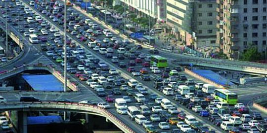 musim panas warga tokyo tejebak macet