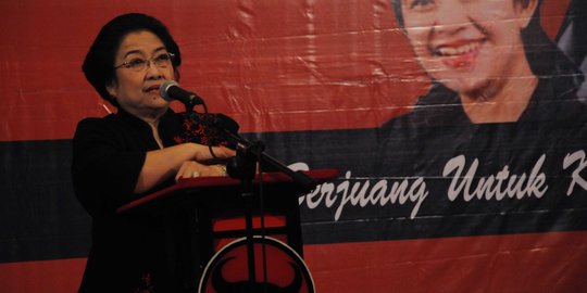 Menanti keputusan Megawati, Risma atau Ahok?