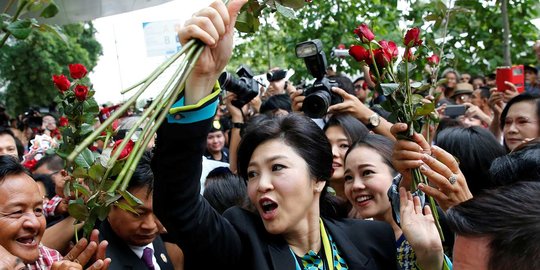 Dukungan banjiri Yingluck Shinawatra saat diadili di Mahkamah Agung
