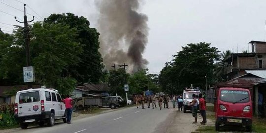 Penembakan di pasar India, 14 orang tewas