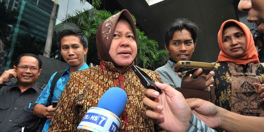 Risma di antara dua pilihan