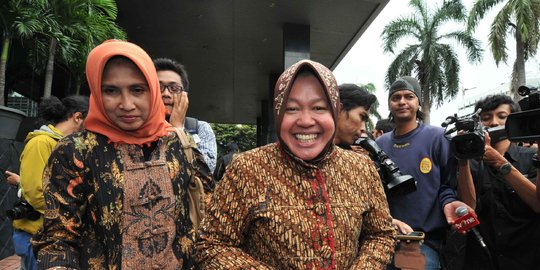 Risma mulai risih didorong buat lawan Ahok di Pilgub DKI