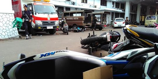 Satu polisi tewas dalam bentrok lawan Satpol PP di Makassar