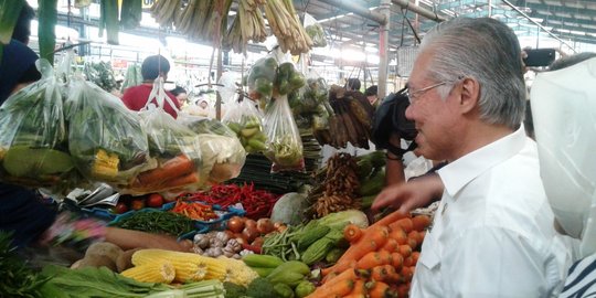 Blusukan ke BSD, pembeli dan pedagang tak kenali Mendag Enggartiasto