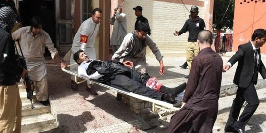 Bom hantam rumah sakit di Pakistan, 42 orang tewas