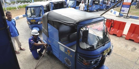 Rayakan HUT RI, PGN gratiskan warga naik bajaj gas selama seminggu