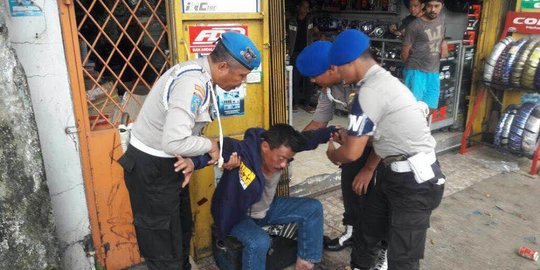 Teler dan tidur di depan toko, ini wajah Wakapolsek Kemayoran