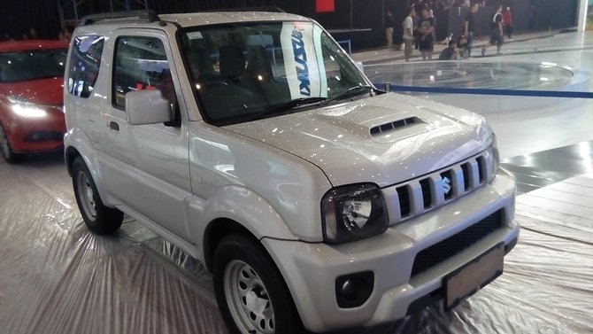 mobil baru di booth suzuki di giias 2016