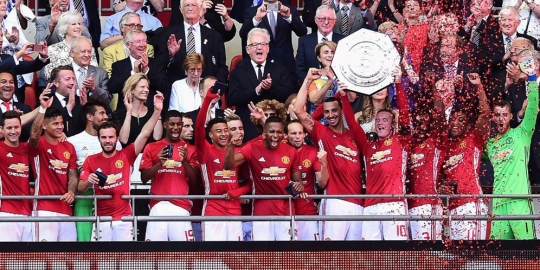 Musim 2016-17, Neville prediksi MU juara Premier League 