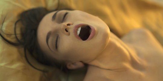 wah, ternyata ini 6 hal yang bikin miss v sakit saat bercinta