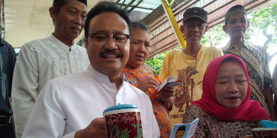 Gus Ipul berdoa semoga Risma tak galau pilih Surabaya atau Jakarta