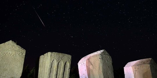 Menyaksikan keindahan hujan meteor Perseid di Bosnia