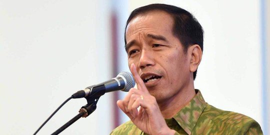 Jokowi sebut holding bikin BUMN jadi perusahaan kelas dunia