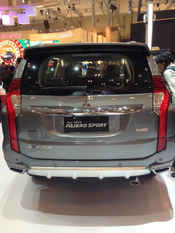  Pajero  Sport  Limited  Edition  tawarkan aksesoris spesial 