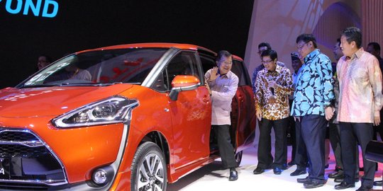 Penuhi permintaan pasar, Toyota pajang 30 unit display di GIIAS 2016