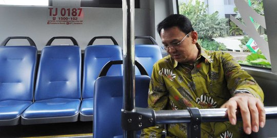 Dituntut warga Surabaya minta maaf, Ahok bilang tak pernah menghina