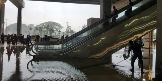 Ini penjelasan PT Angkasa Pura II soal banjir di Terminal 3