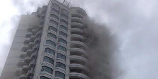 Apartemen Parama terbakar, 35 penghuni selamat