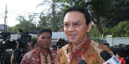 Ikut rapat di Istana, Ahok bahas mekanisma operasi pasar Bulog