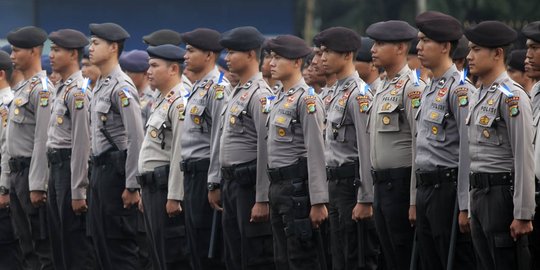 509 Polisi kepung TMP Kalibata saat Jokowi hadiri renungan suci