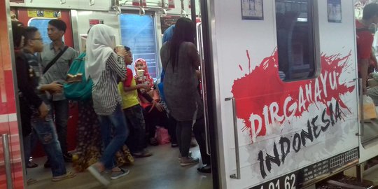 Kereta 'sejarah kemerdekaan' melintasi rel Jakarta-Bogor