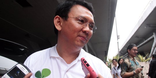 Ahok ditanya sinyal dukungan PDIP: Entar aku dibilang ge-er lagi