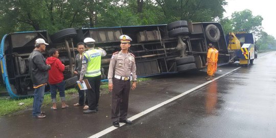 Kecelakaan di Tol Padaleunyi, 14 orang luka-luka