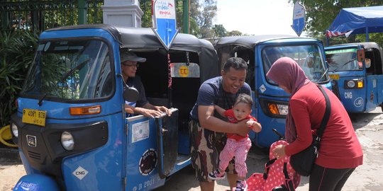 Bajaj gratis dari PGN laris manis, 4 hari ditumpangi 7.000 warga DKI