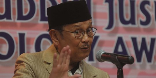 BJ Habibie beri anugerah 7 peneliti pencipta garam farmasi