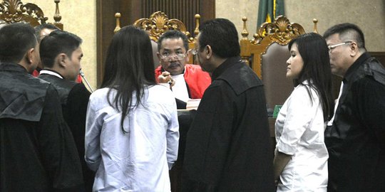 Jessica sakit, sidang kasus pembunuhan Mirna ditunda Kamis depan