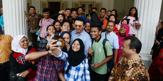 Panas dingin hubungan Ahok dengan PDIP