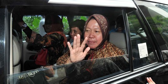 Risma sebagai petugas partai harus siap jika ditunjuk maju ke DKI