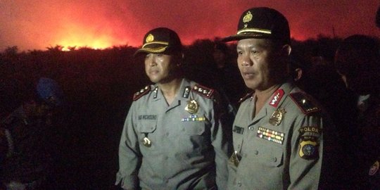 Kapolda Riau ajak 50 polisi bermalam di lokasi kebakaran hutan