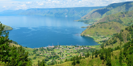 Jokowi instruksikan penghijauan Danau Toba dan sekitarnya