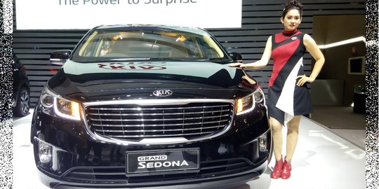 KIA Grand Sedona dan All New Sportage 'moncer' di GIIAS 2016