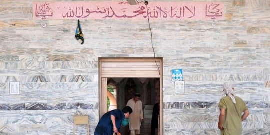 tewas akibat serangan bom bunuh diri remaja 15 tahun rev3