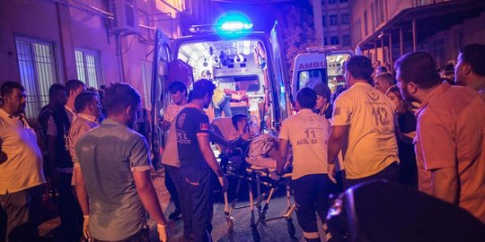 tahun jadi pengebom bunuh diri di pesta pernikahan di turki rev5
