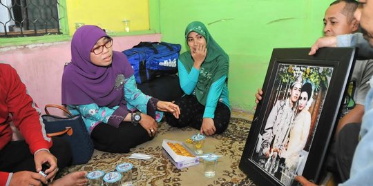Istri Gubernur Aher kutuk penusukan guru di Bandung