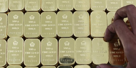 Harga emas Antam turun Rp 1.000 jadi Rp 606.000 per gram