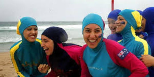 burkini pakai dalih sekularisme rev1