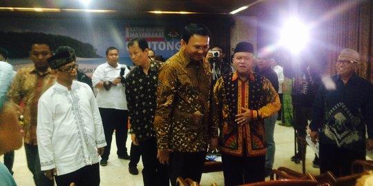 Hadiri silaturahmi masyarakat Belitung, Ahok langsung dapat curhatan