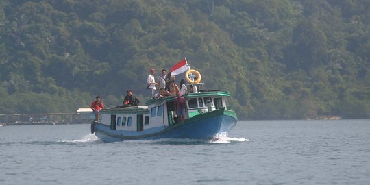 Menyusuri perjalanan dari Pantai Sari Ringgung hingga Anak Krakatau