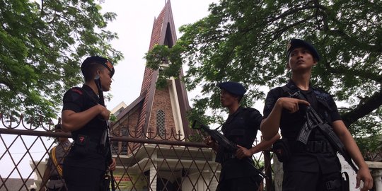 Diduga masih ada pelaku lain dalam teror bom di Gereja St Yosep