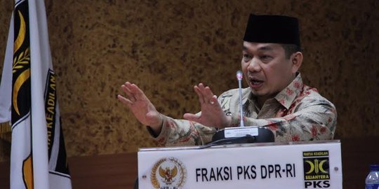 PKS tak sepakat gagasan pimpinan DPR dirikan sekolah parlemen